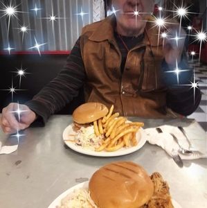 Meet your Posher, George